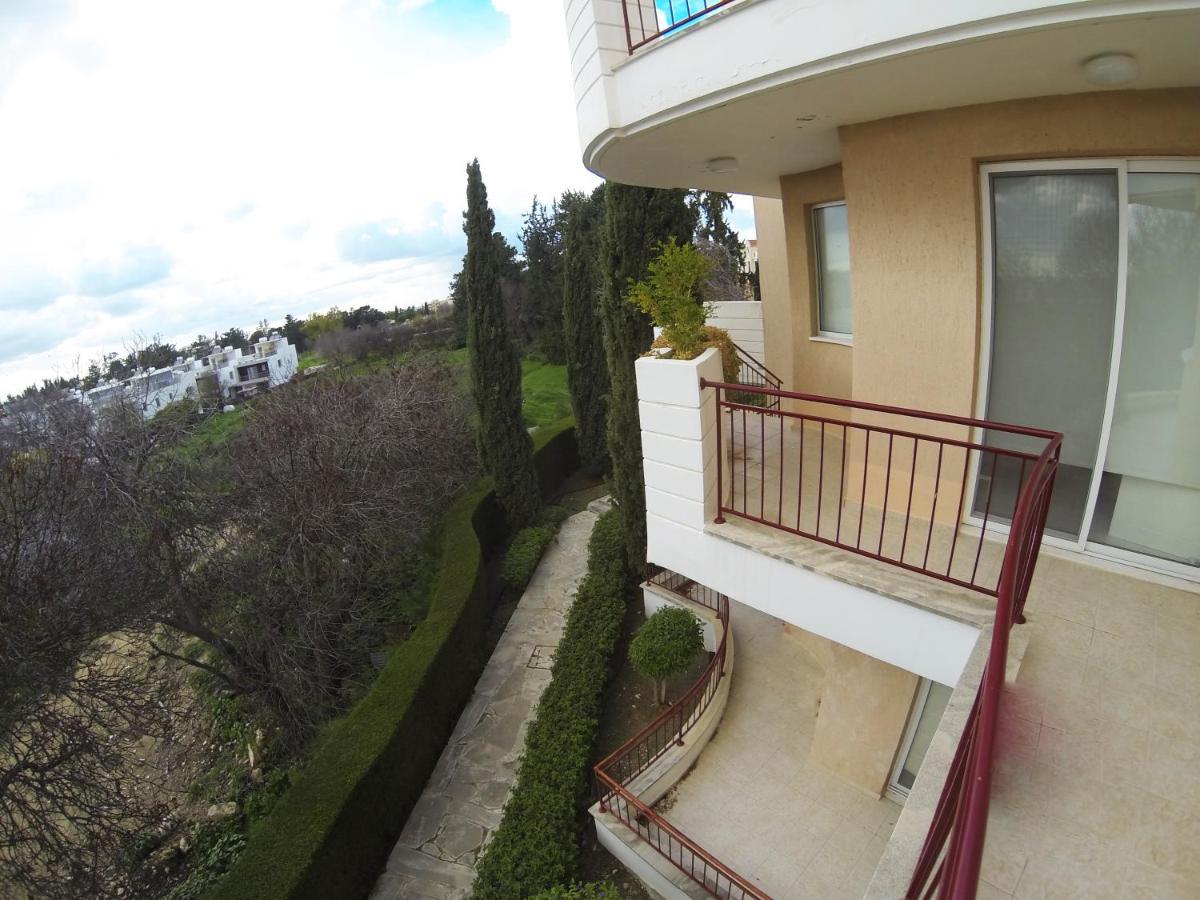 Ferienwohnung Mia'S Cove Paphos Exterior foto